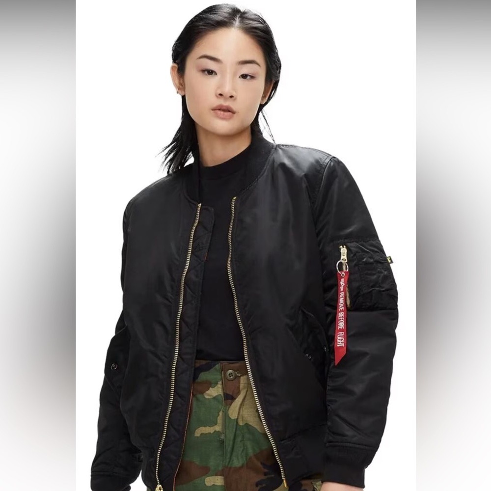 Alpha industry bomber